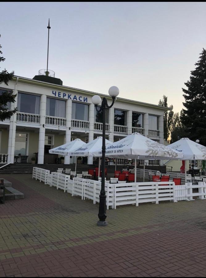 Apartments On Priportovaya,35 Cherkasy Exterior photo